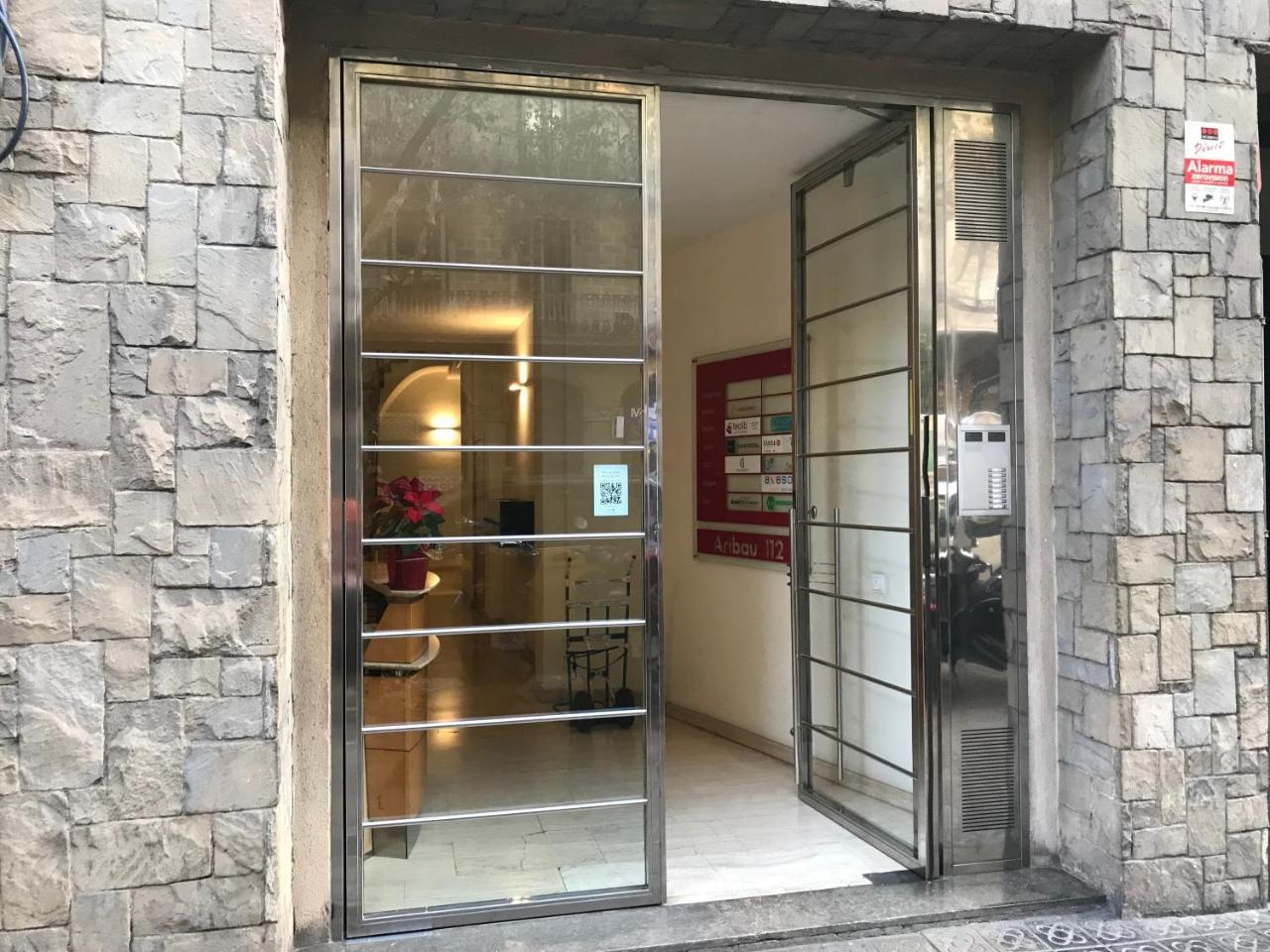 Fisa Rentals Aribau Барселона Экстерьер фото